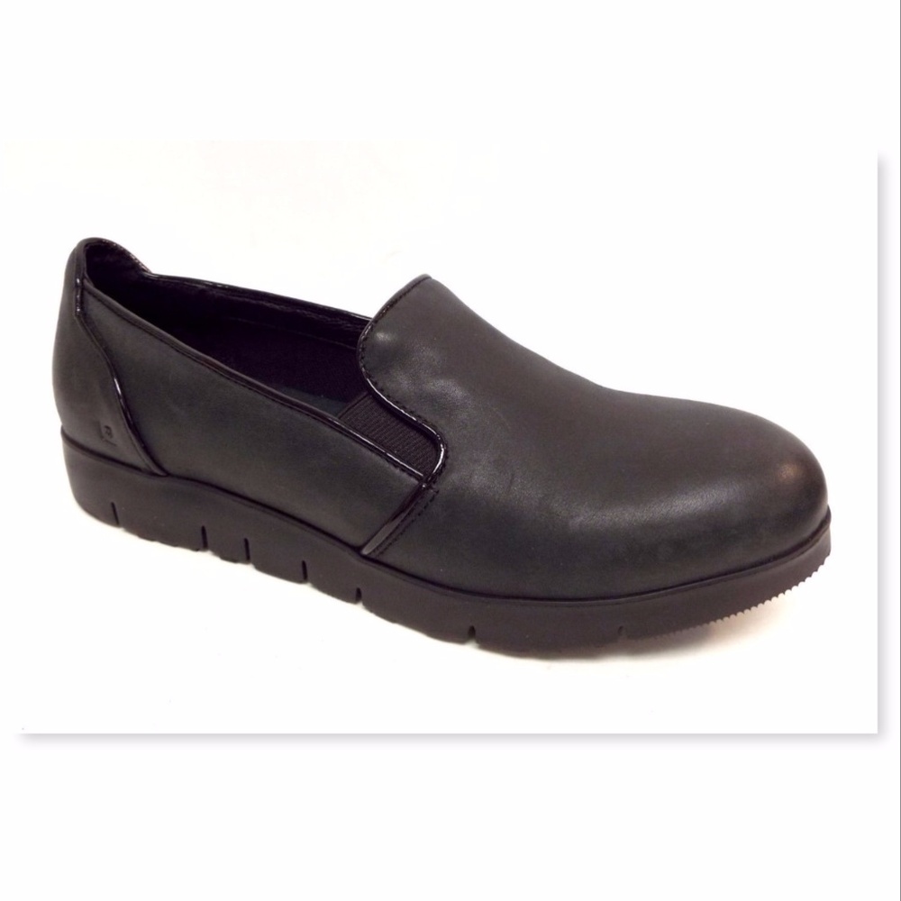 Unworn TSUBO Black Nubuck Leather Slip-on Platform Flat Ebonee Loafer Shoes 10